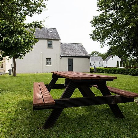 Bunratty Castle Gardens Home Dış mekan fotoğraf
