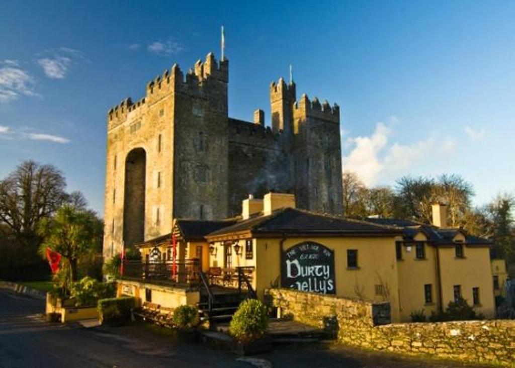 Bunratty Castle Gardens Home Dış mekan fotoğraf
